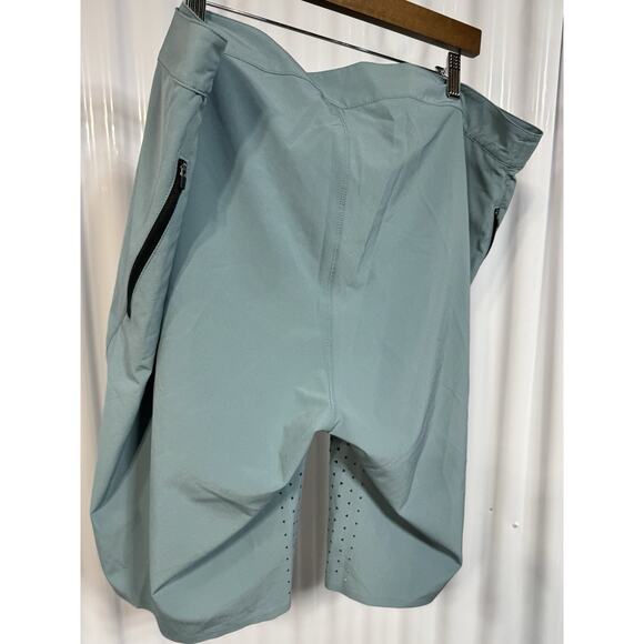 Pearl Izumi Mens Summit Bike Shorts 44 Pine Green Cycling Baggy Zipper Belt - Picture 4 of 4